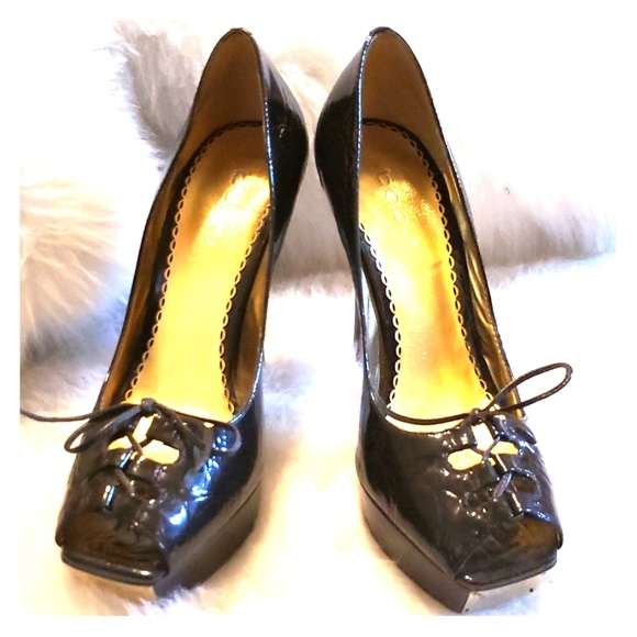bebe Shoes - Bebe - Brown patent leather heel, size 8 bebe Shoes - Bebe - Brown patent leather heel, size 8